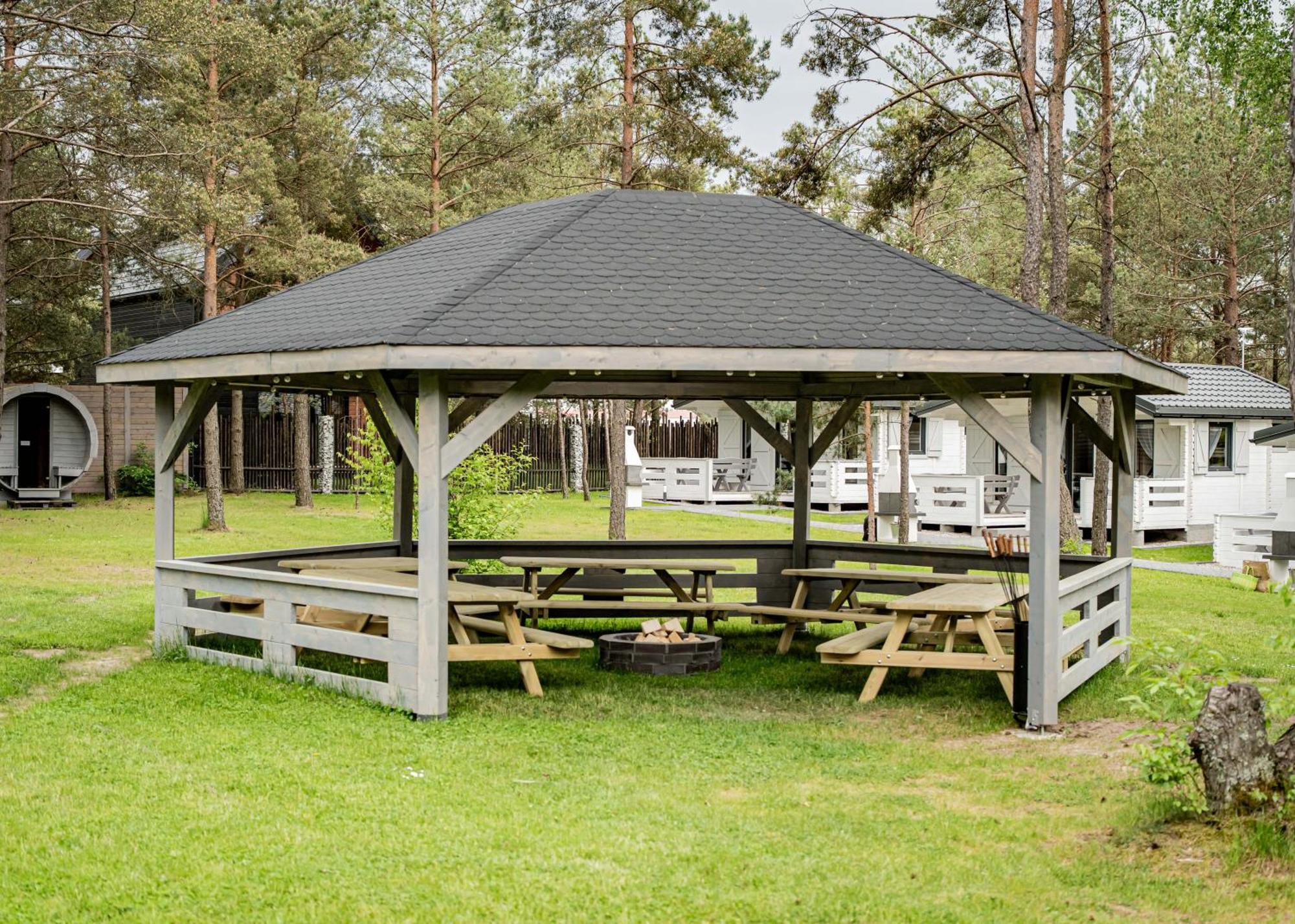Villa Skrawek Nieba Borsk Extérieur photo