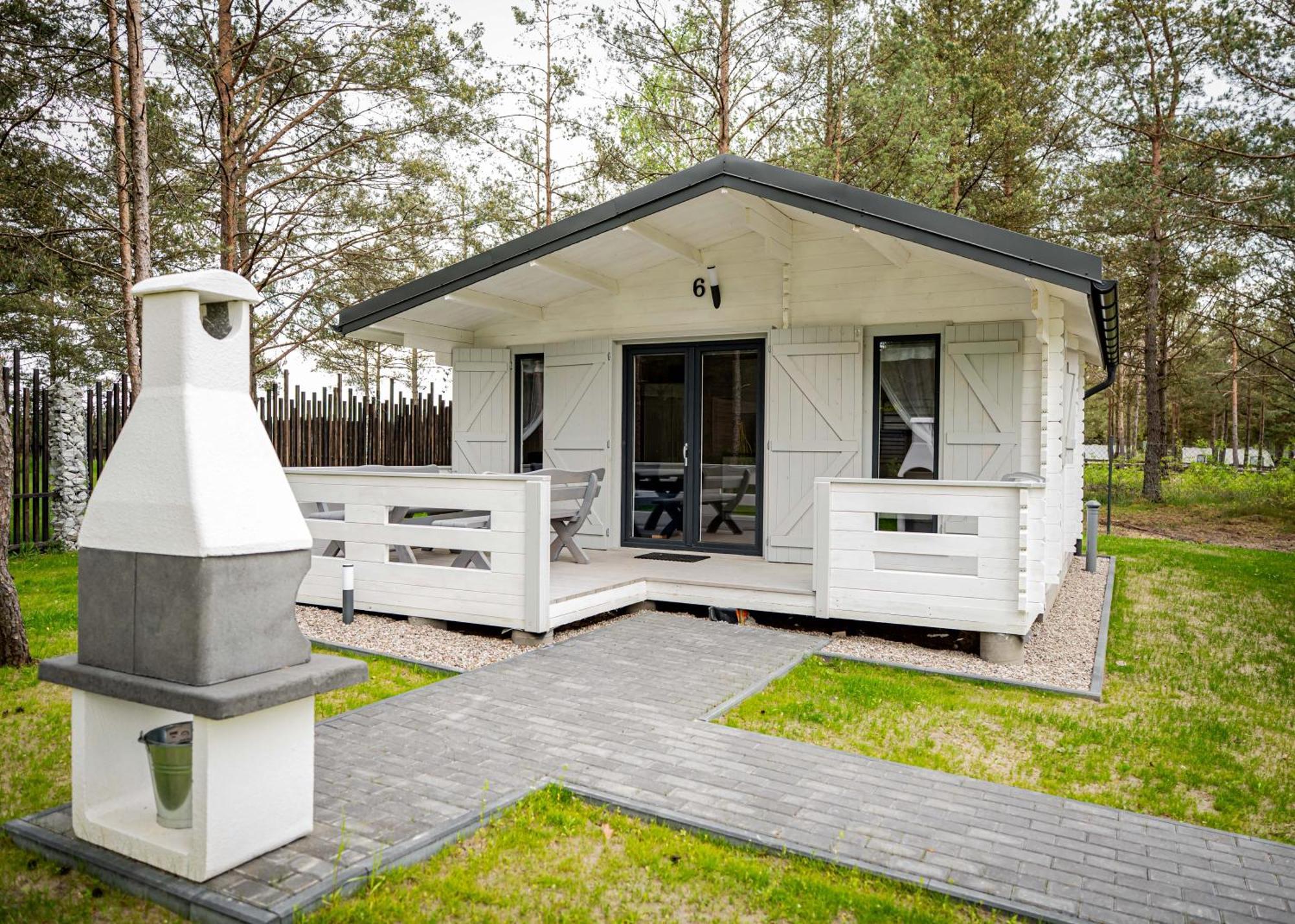Villa Skrawek Nieba Borsk Extérieur photo