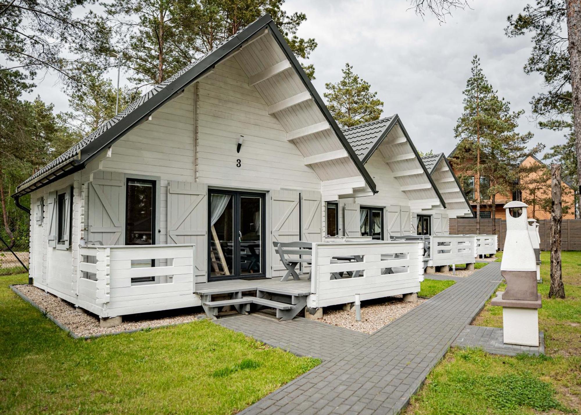Villa Skrawek Nieba Borsk Extérieur photo